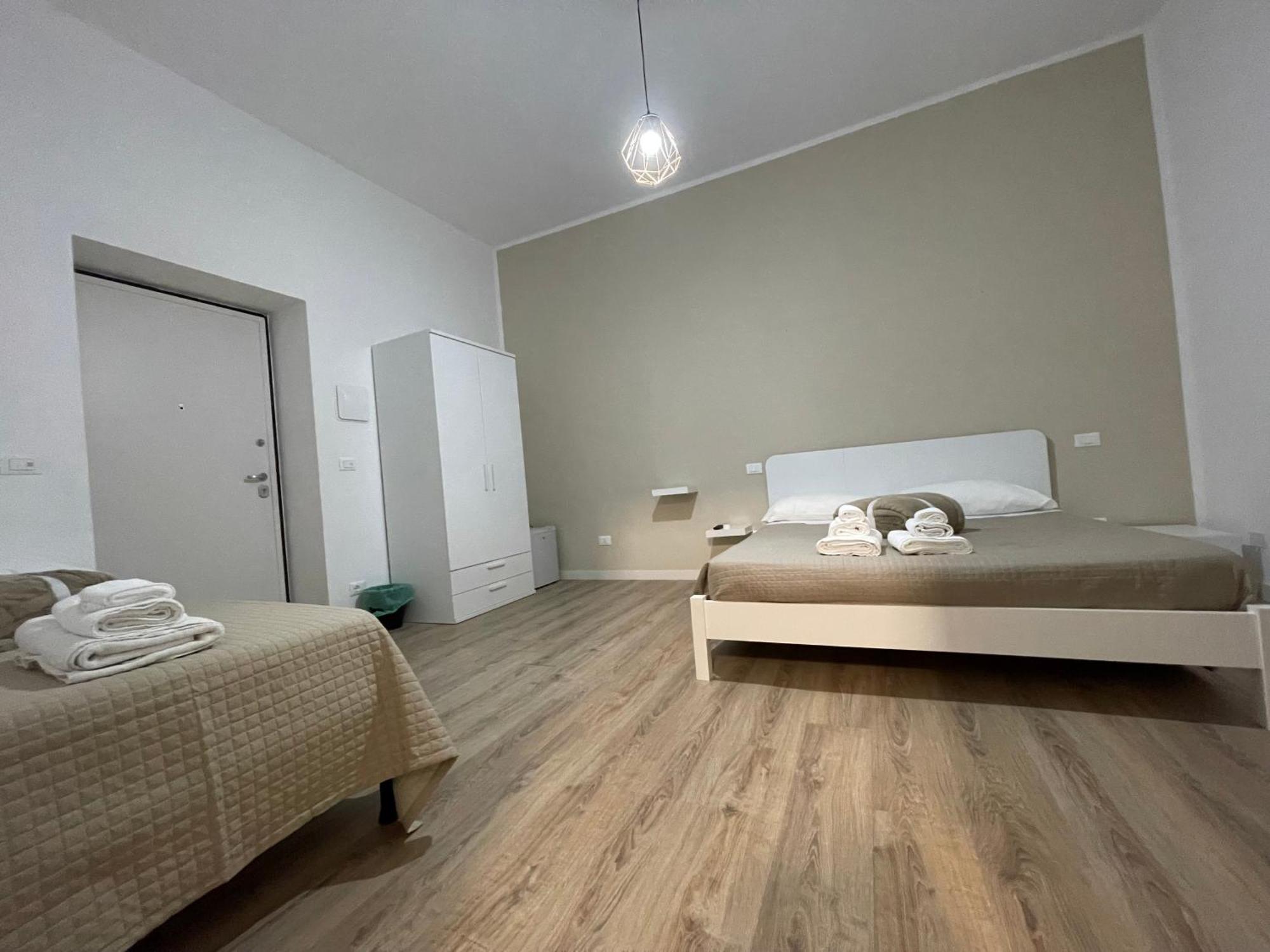 Le Stanze Di Max Acomodação com café da manhã Termoli Exterior foto