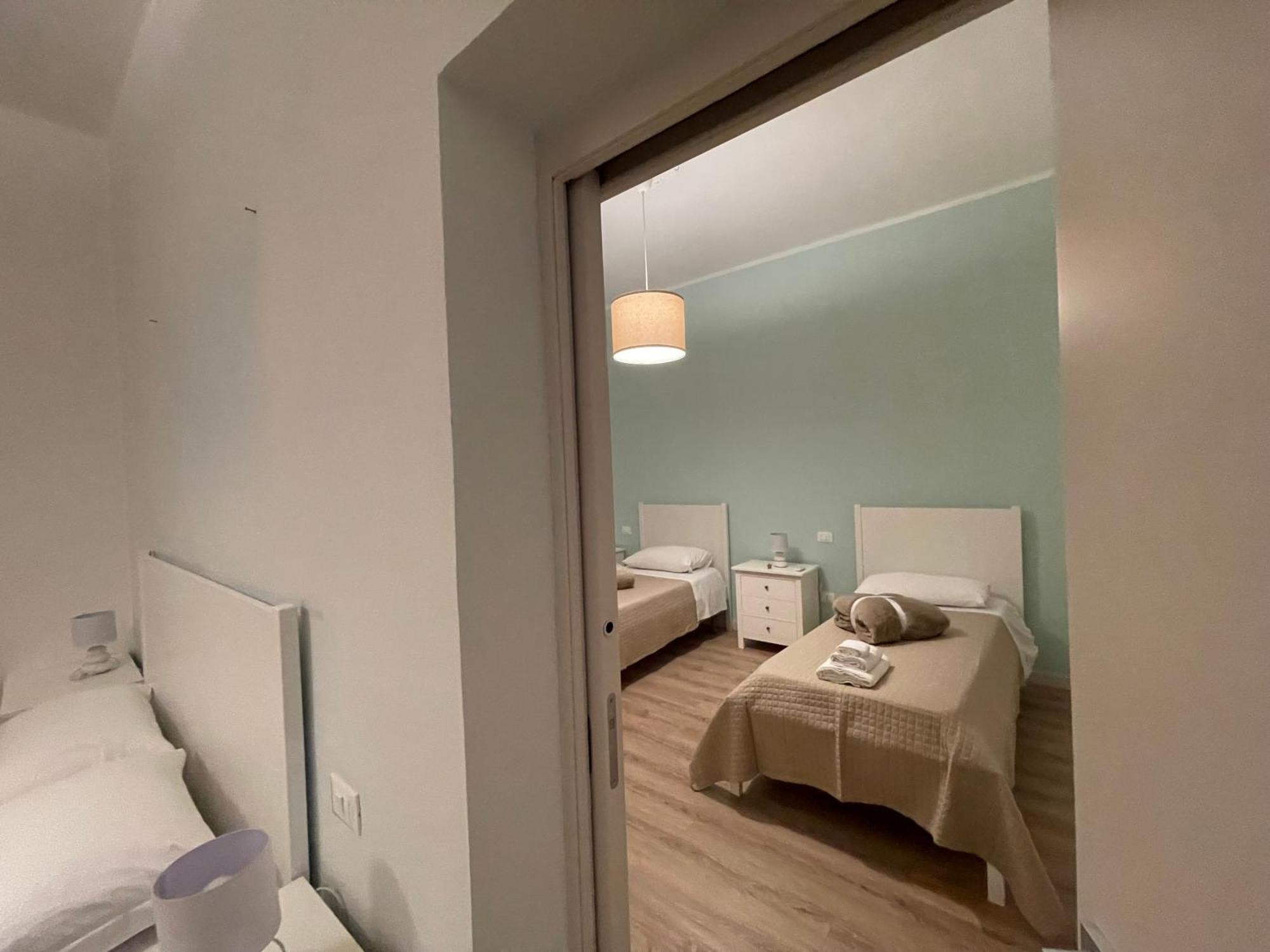 Le Stanze Di Max Acomodação com café da manhã Termoli Exterior foto